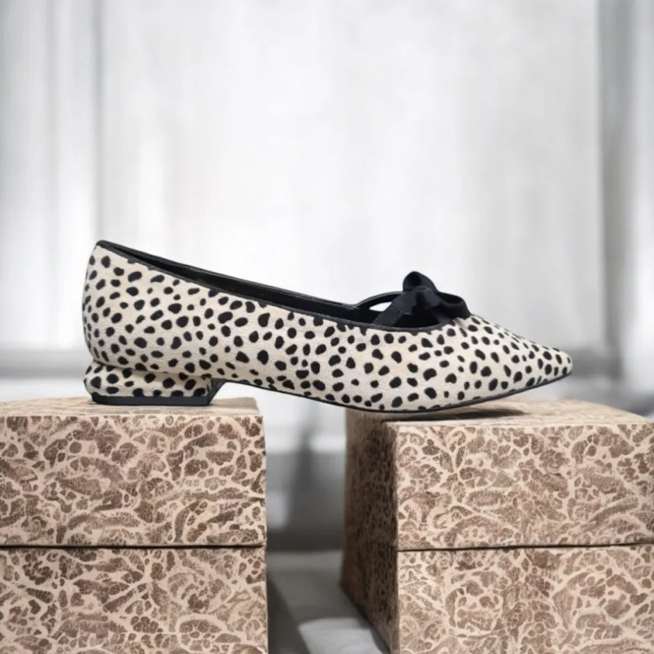 bailarina_estampada_h_ani_4.webp Calzaro Zapatos De Tac贸n | Bailarinas | Bailarina Estampada 574H945 Animal Print con Tirina.