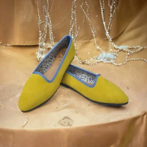 Calzaro Casual | Bailarinas | Bailarinas Venecianas de Mujer Carla en Piel Afelpada Amarillo. Citron