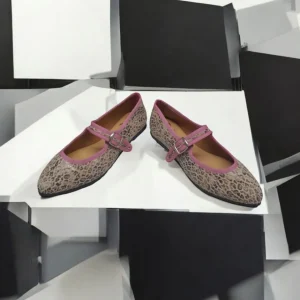 Calzaro Casual | Bailarinas | Bailarinas Venecianas Trabilla de Mujer Berta en Piel Beige Leopardo