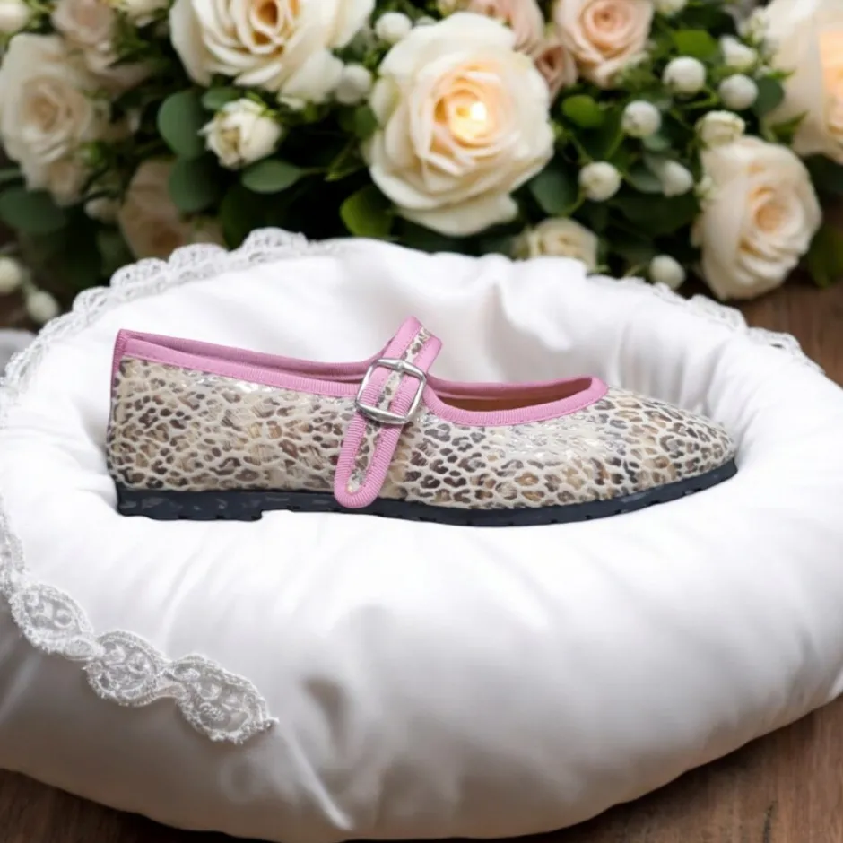 bailarinas_venecianas_tra_6-2.webp Calzaro Casual | Bailarinas | Bailarinas Venecianas Trabilla de Mujer Berta en Piel Beige Leopardo