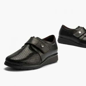 Calzaro Confort | Blucher Correa Mujer 10010 Color Negro