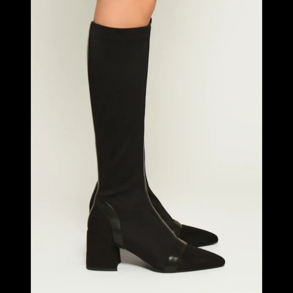 bota_alta_de_lycra_j_con__3.webp Calzaro Botas Y Botines Mujer | Bota Alta de Lycra 462J005 con Tacón Ancho.