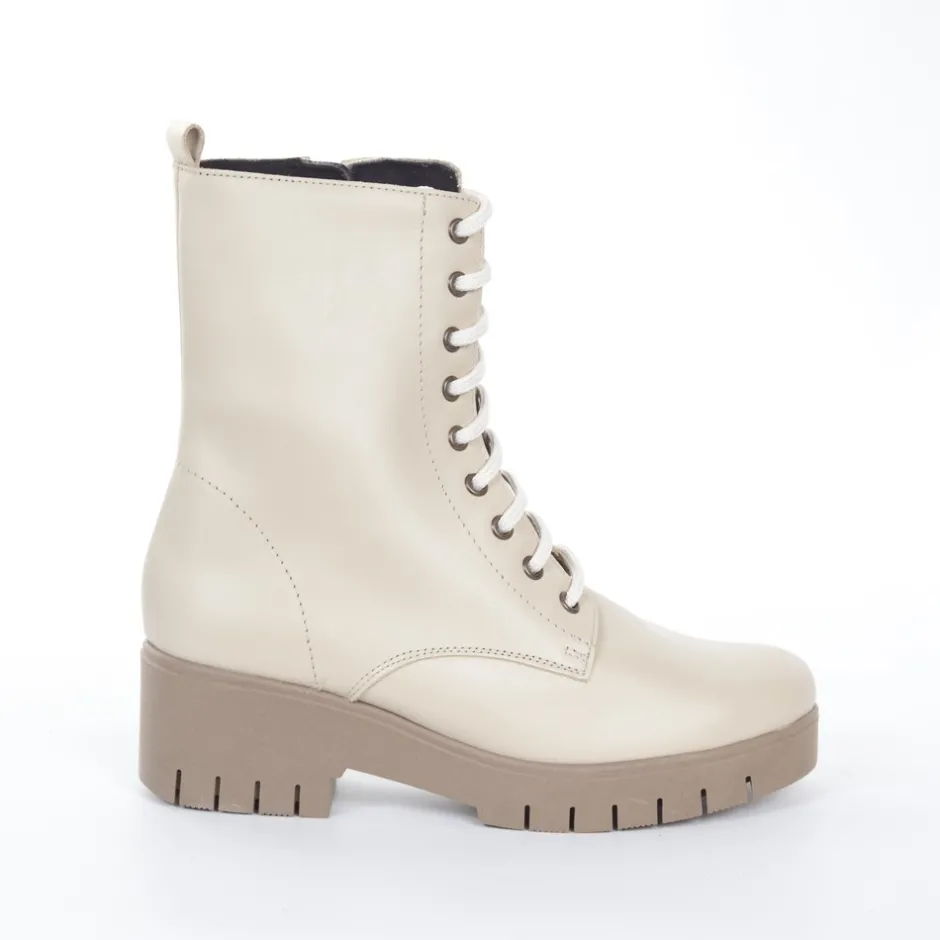 bota_cordon__crema_hielo_2.webp Calzaro Botas Bajas Y Botines | Bota Cordon 36 Crema Hielo