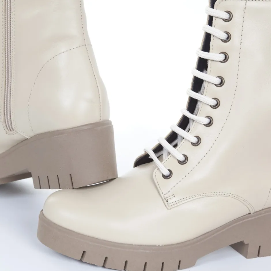 bota_cordon__crema_hielo_3.webp Calzaro Botas Bajas Y Botines | Bota Cordon 36 Crema Hielo
