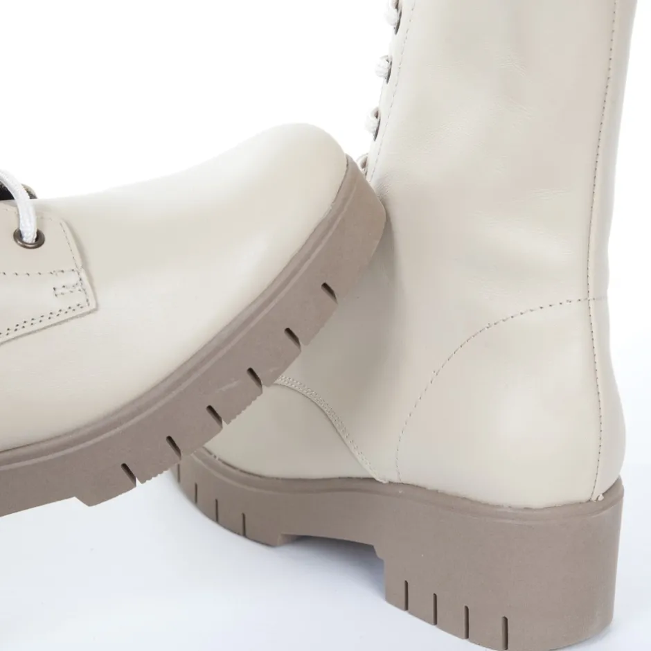 bota_cordon__crema_hielo_5.webp Calzaro Botas Bajas Y Botines | Bota Cordon 36 Crema Hielo