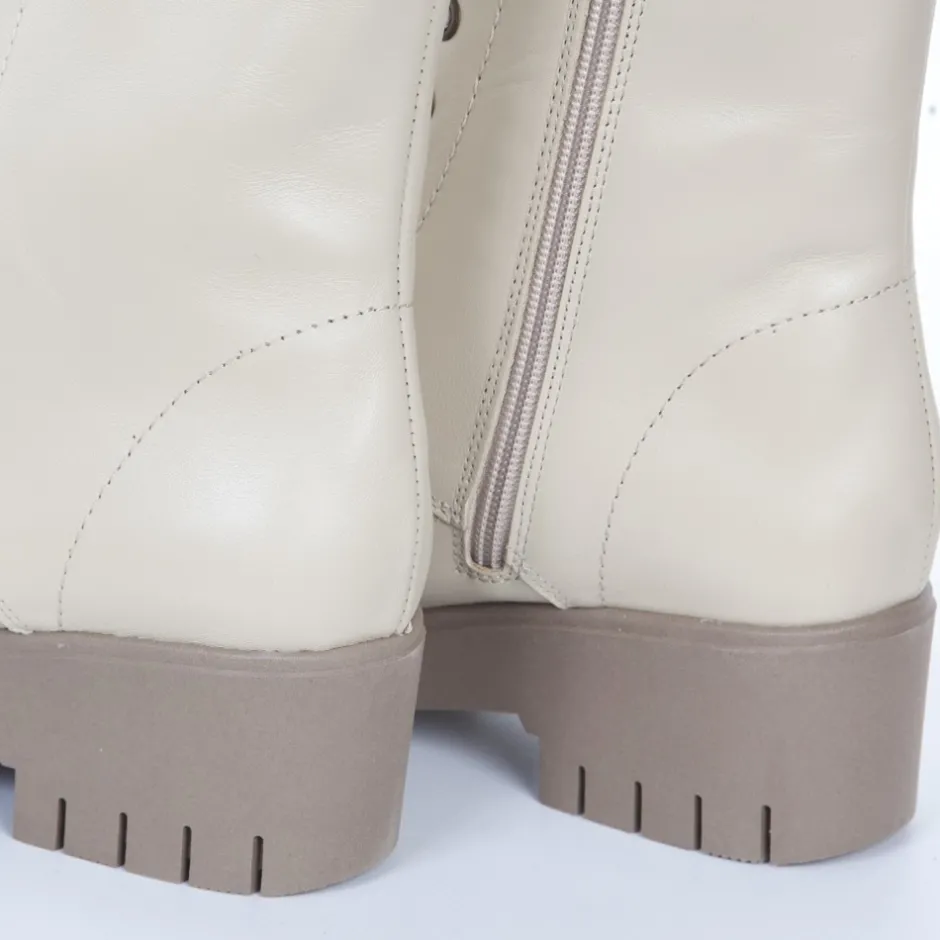 bota_cordon__crema_hielo_8.webp Calzaro Botas Bajas Y Botines | Bota Cordon 36 Crema Hielo