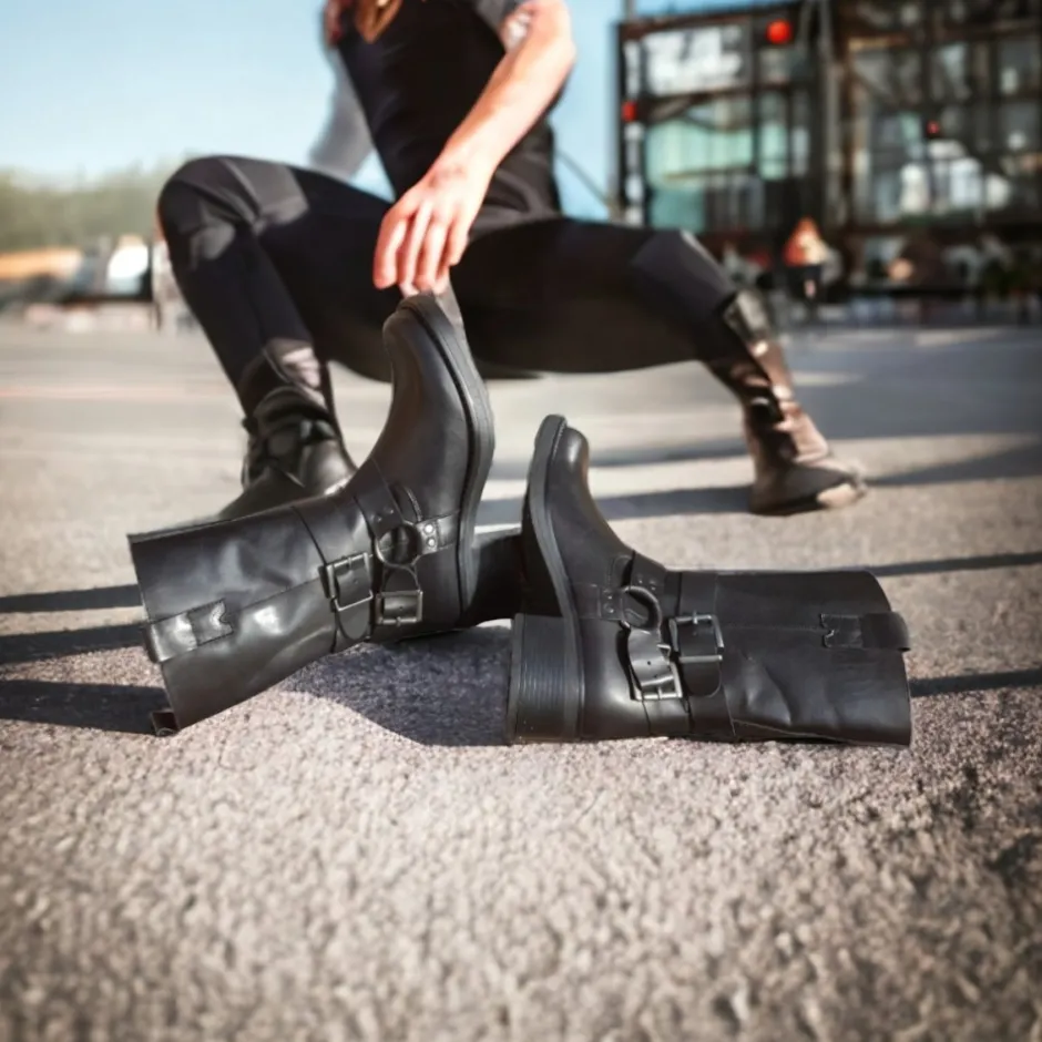 bota_motera_coralina_negr_0.webp Calzaro Botas Y Botines Mujer | Botas Bajas Y Botines | Bota Motera Coralina Negro