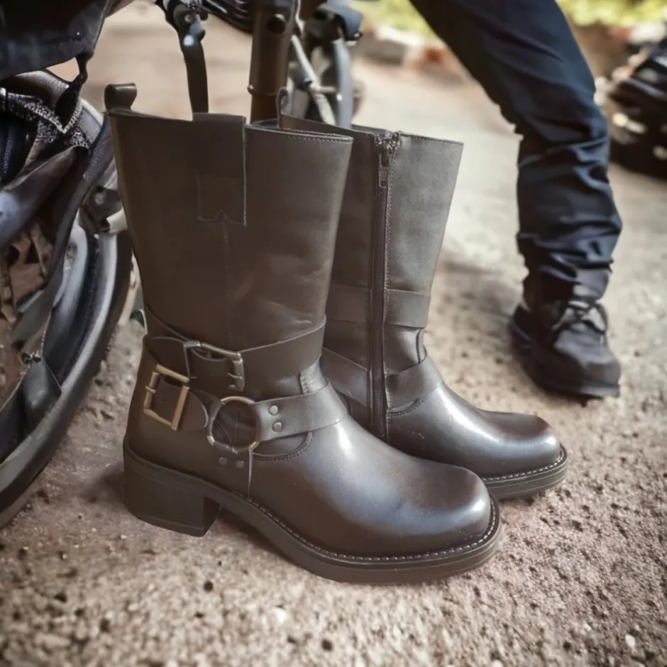 bota_motera_coralina_negr_12.webp Calzaro Botas Y Botines Mujer | Botas Bajas Y Botines | Bota Motera Coralina Negro