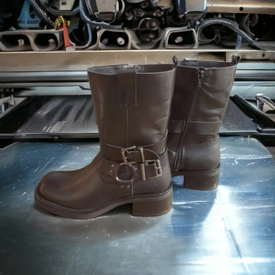 bota_motera_coralina_negr_16.webp Calzaro Botas Y Botines Mujer | Botas Bajas Y Botines | Bota Motera Coralina Negro