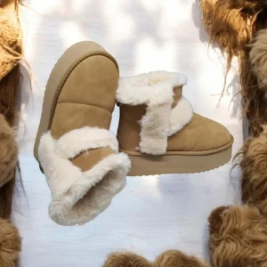 Calzaro Zuecos | Casual | Bota Pelo Rin Serraje Cuero Tipo Australiano.