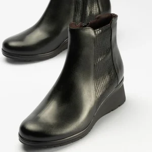 Calzaro Confort | Botines 1626 Cuña Micro Lucido/Tejus Negro