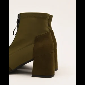 Calzaro Botas Y Botines Mujer | Botines en Verde y Negro 462J006 con Cremallera Frontal.