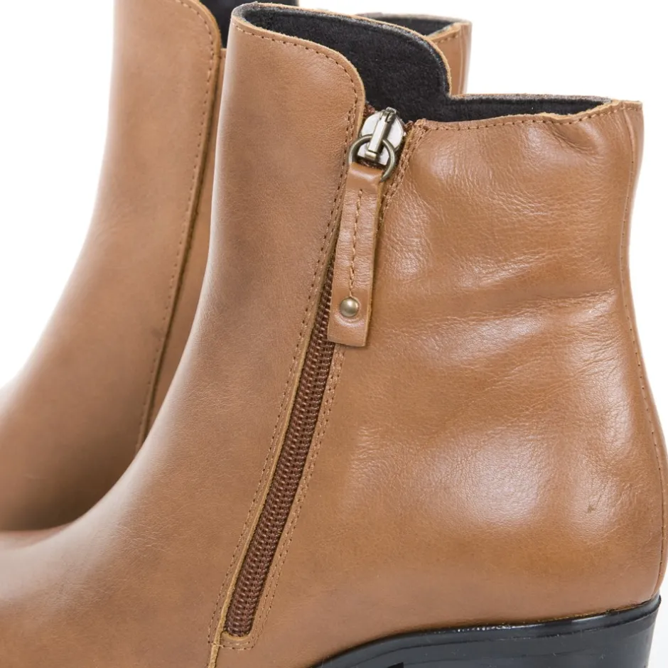 botn__cuero_1.webp Calzaro Botas Y Botines Mujer | Botas Bajas Y Botines | Botín 17 Cuero