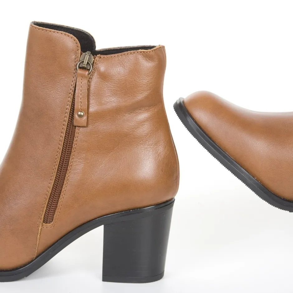 botn__cuero_8.webp Calzaro Botas Y Botines Mujer | Botas Bajas Y Botines | Botín 17 Cuero