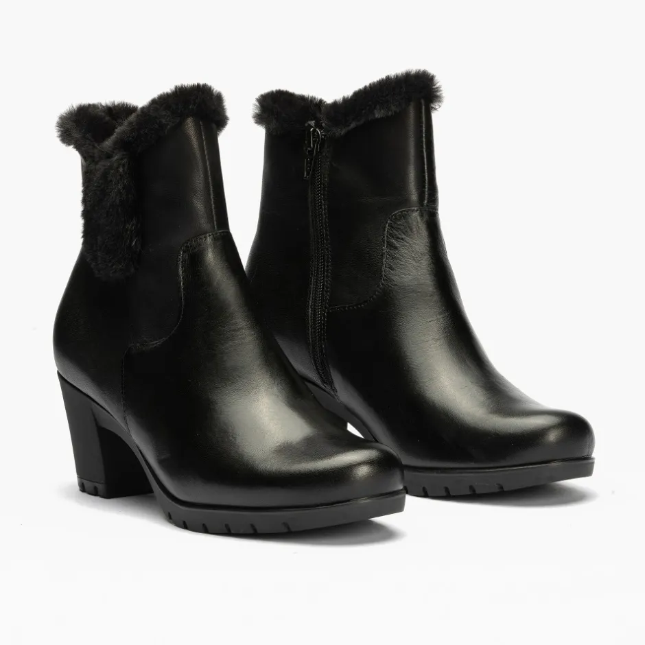 botn_alto_tacn__negro_con_3.webp Calzaro Botas De Pelo | Botín alto tacón 3315 negro con detalle pelo