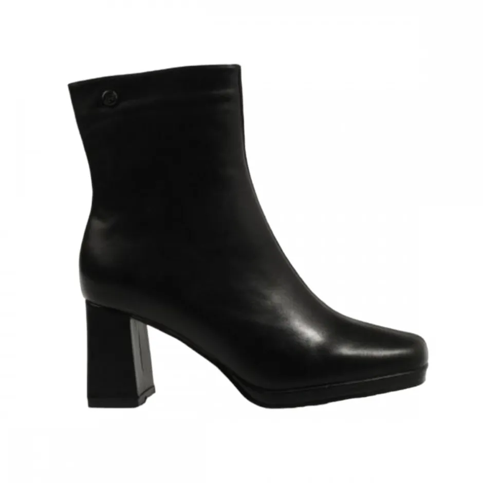 botn_liso_napa_plataforma_5.webp Calzaro Botas Bajas Y Botines | Botín Liso Napa Plataforma 23187 Negro.