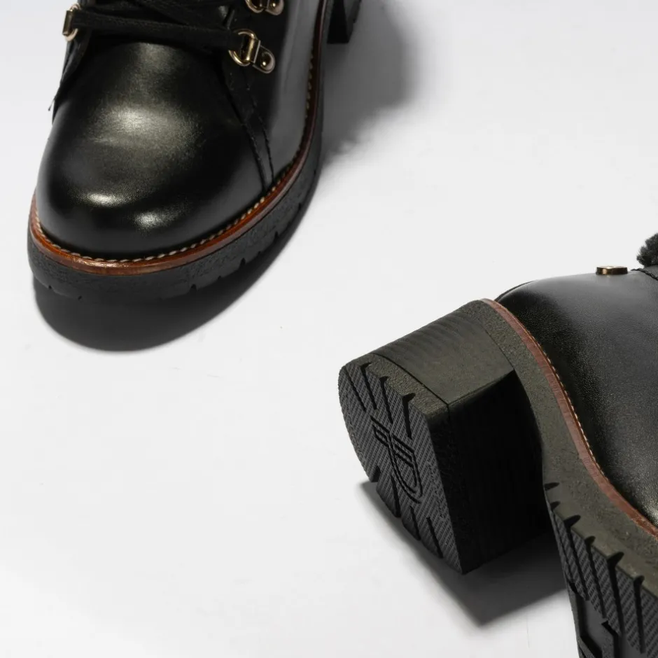 botn_napa__argollas_con_d_4.webp Calzaro Botas De Pelo | Botas Bajas Y Botines | Botín Napa 2522 Argollas con Detalle Pelo en Negro