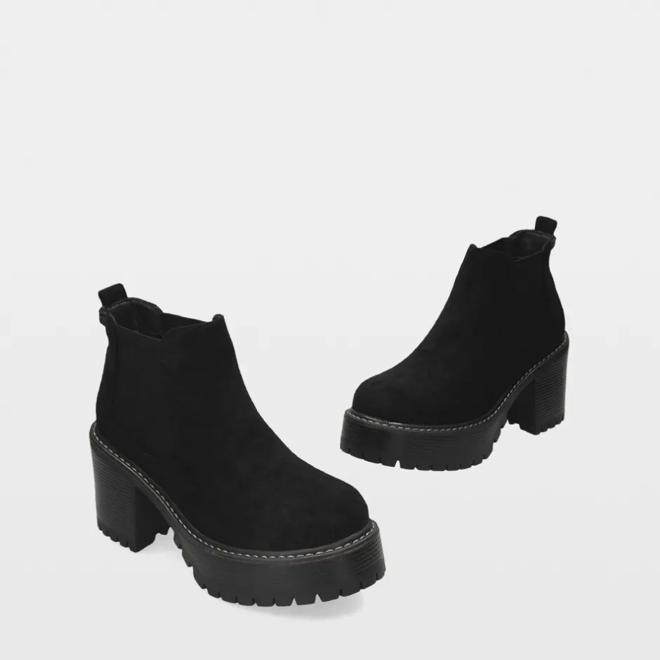 botn_tacn_heat_en_negro_m_2.webp Calzaro Botas Bajas Y Botines | Botín tacón Heat en negro microfibra