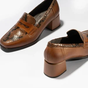 Calzaro Zapatos De Tac贸n | Confort | Mocasines 1682 con Tacón Medio Lucido/Zimba Marrón Claro Cuero