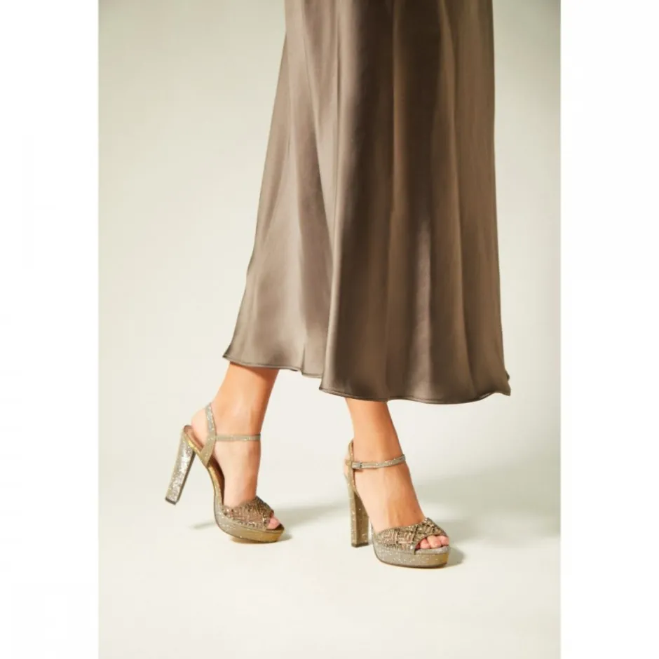sandalia__cassiopeia_glit_1.webp Calzaro Zapatos De Tac贸n | Sandalia 23685 Cassiopeia Glitter Oro