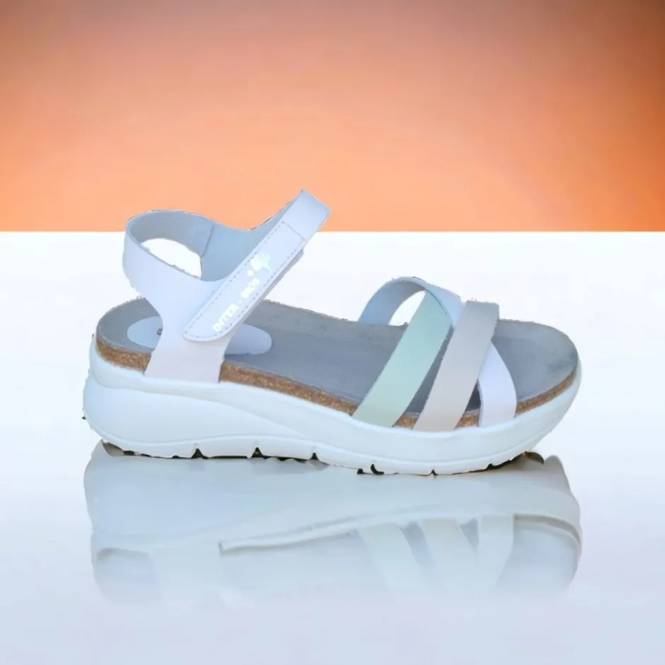 sandalia__en_blanco_gris__0.webp Calzaro Sandalias Bios | Sandalia 6911 en Blanco, Gris y Manzana.
