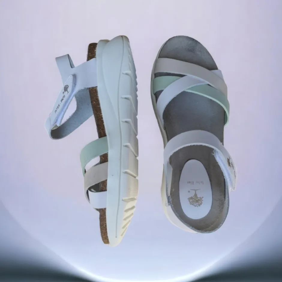 sandalia__en_blanco_gris__2.webp Calzaro Sandalias Bios | Sandalia 6911 en Blanco, Gris y Manzana.