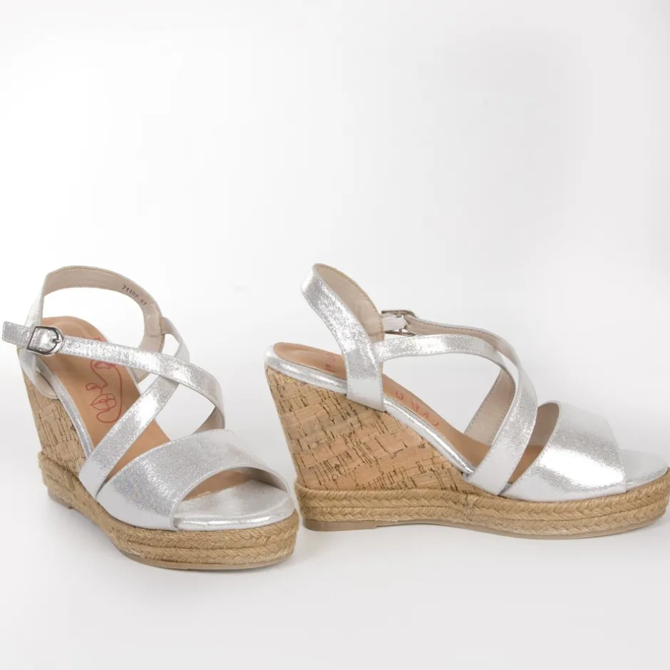 sandalia_cuacorcho_y_yute_6.webp Calzaro Alpargatas | Alpargatas | Sandalia CuñaCorcho y Yute 711 Plata.