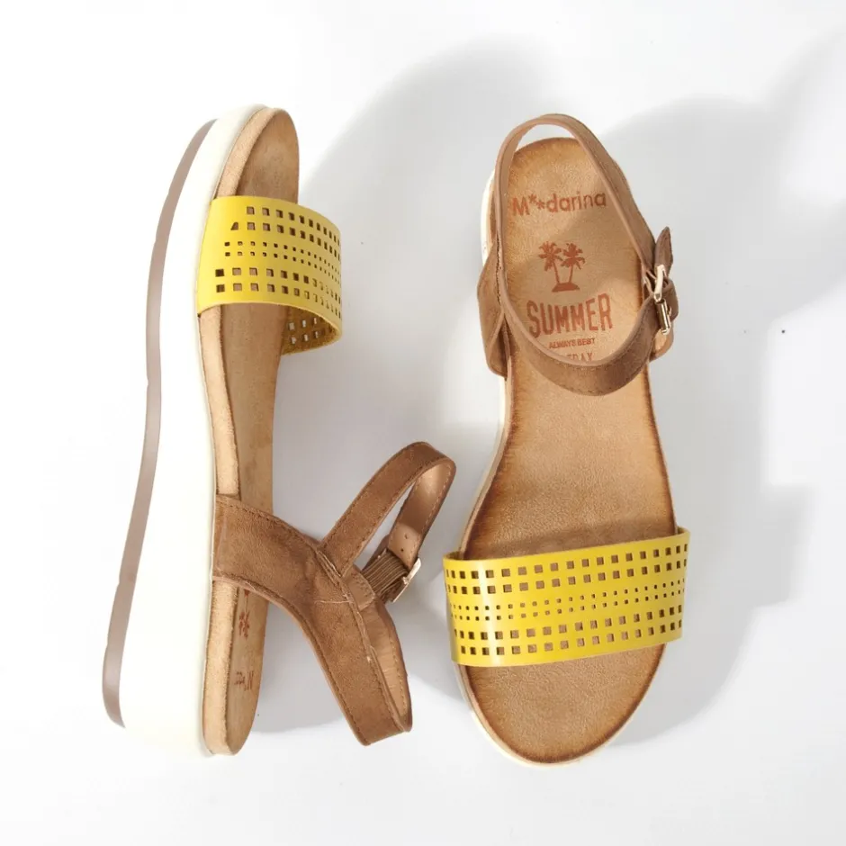 sandalia_plana__mostaza_3.webp Calzaro Sandalias | Sandalia plana 277 mostaza