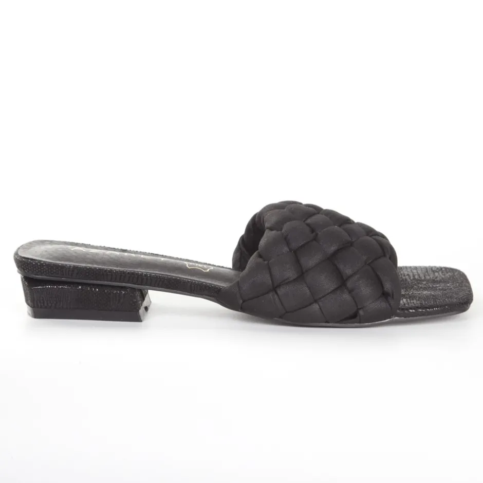 sandalia_tacn_bajo_pala_a_0.webp Calzaro Zuecos | Zapatos De Tac贸n | Sandalia Tacón Bajo Pala Acolchada Negro 164