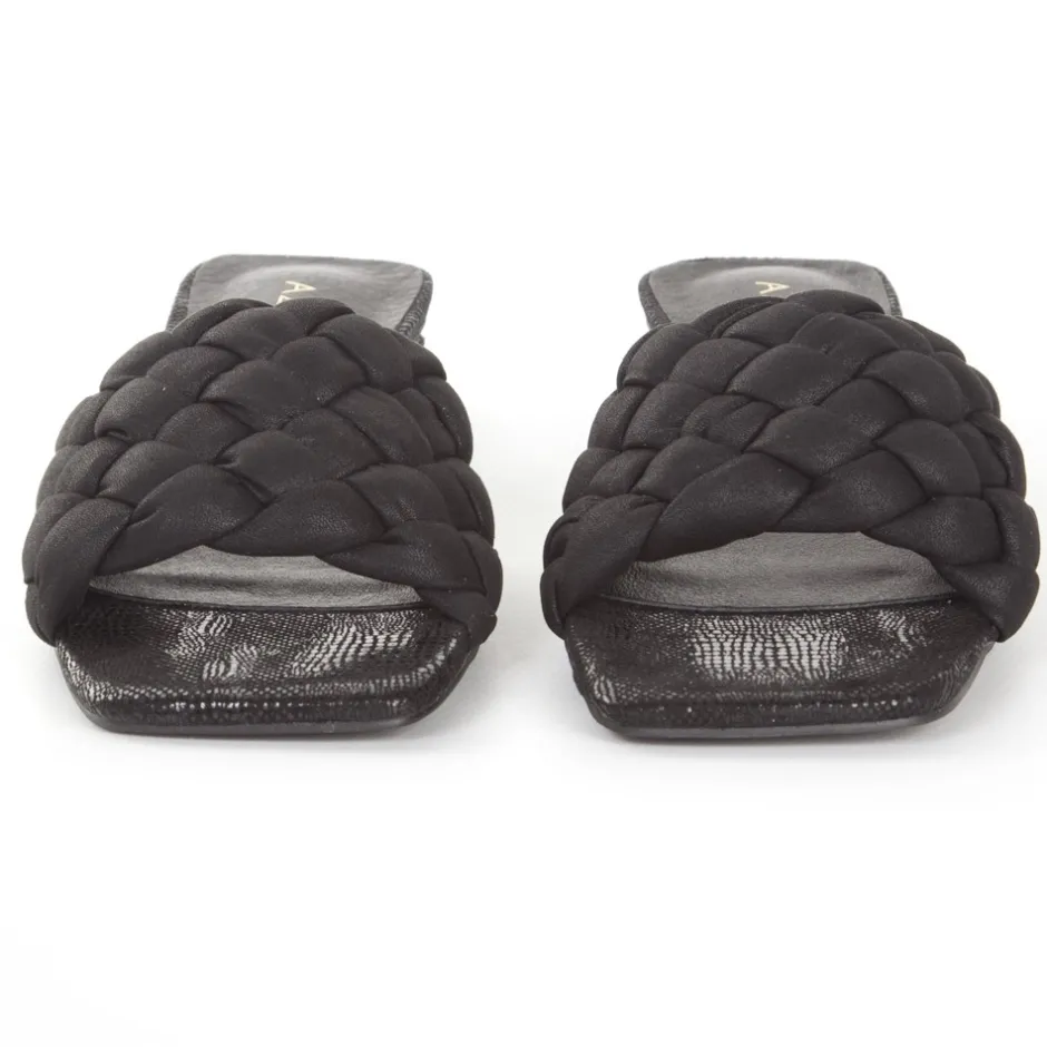 sandalia_tacn_bajo_pala_a_1.webp Calzaro Zuecos | Zapatos De Tac贸n | Sandalia Tacón Bajo Pala Acolchada Negro 164