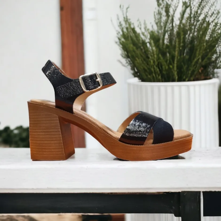 sandalias_de_tacn__charol_0-1.webp Calzaro Zapatos De Tac贸n | Sandalias de Tacón 78045 Charol Negro.