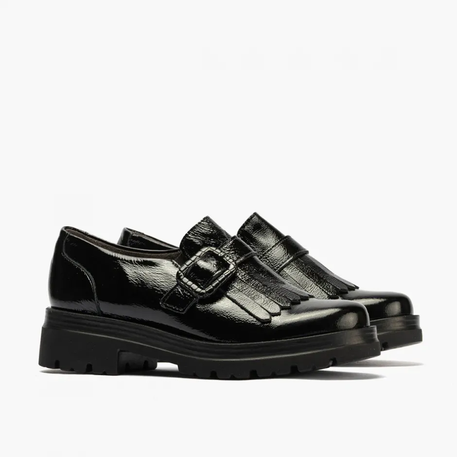 zapato_abotinado__en_char_2.webp Calzaro Mocasines | Zapato Abotinado 10097 en Charol de Mujer en Color Negro.