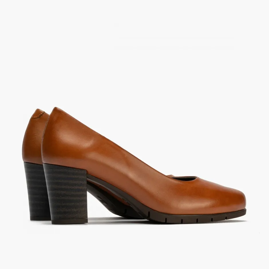 zapato_de_saln__tacn_alto_2-1.webp Calzaro Confort | Zapato de Salón 100 Tacón Alto Tapas Marrón Claro Cuero.