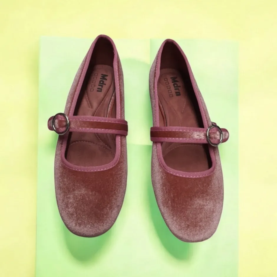 zapato_plano_con_una_puls_3-1.webp Calzaro Zapatos De Tac贸n | Bailarinas | Zapato Plano Con Una Pulsera Ancha 535 Rosa Palo.