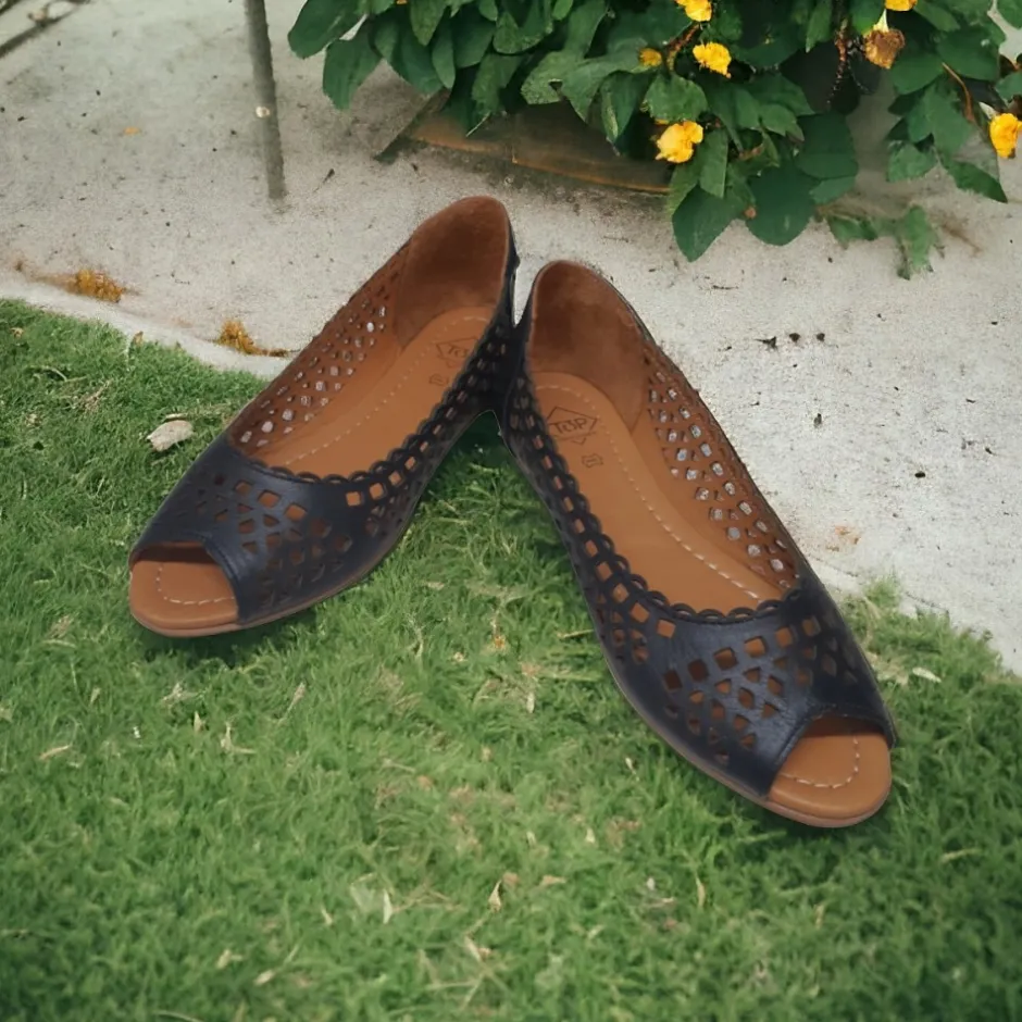 zapato_saln_piel__despunt_4.webp Calzaro Bailarinas | Sandalias | Zapato Salón Piel 24497 Despuntado Laser Negro.