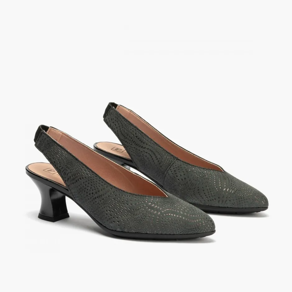 zapatos_de_saln_de_mujer__5-2.webp Calzaro Zapatos De Tac贸n | Zapatos de Salón de Mujer Destalonado 5750 en Piel y Tacón Embudo Azul.