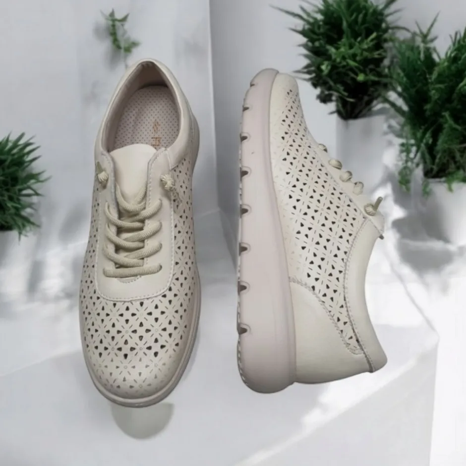 zapatos_sneakers_picadito_4.webp Calzaro Confort | Zapatos Sneakers Picaditos Cordones Slip-on 422 Beige.
