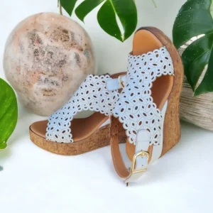 Calzaro Sandalias | Zueco Piel Cuña 23401 Laser Blanco .